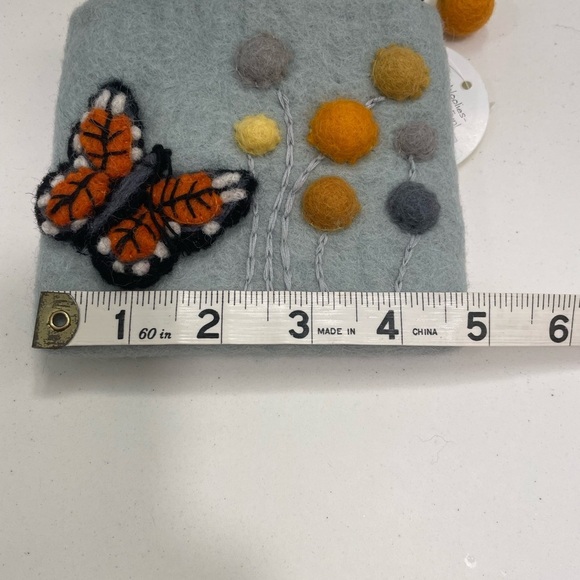 Handcrafted Felted Wallet with Butterfly and Flower with Bumblebee - Picture 7 of 8